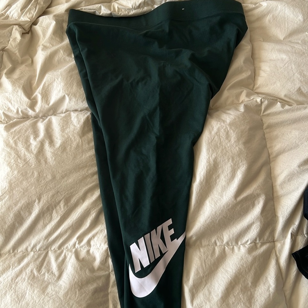 Nike leggings